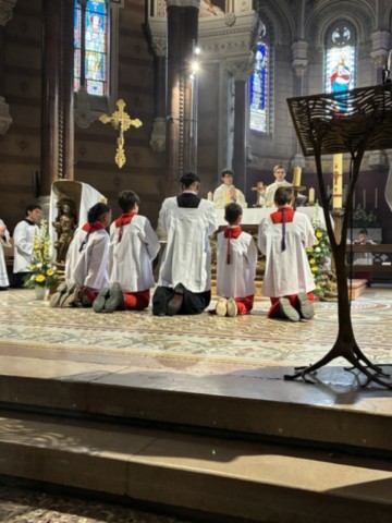 Servants d'autel à Guéret